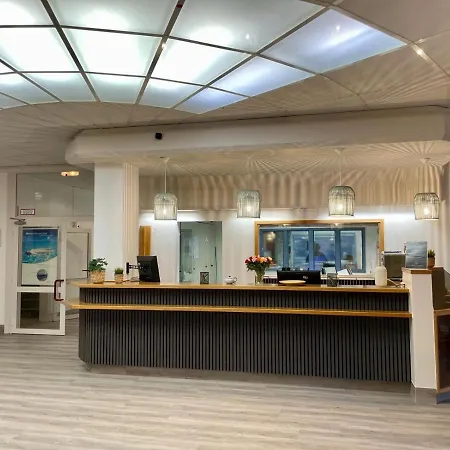 Aparthotel Aquantis 3*