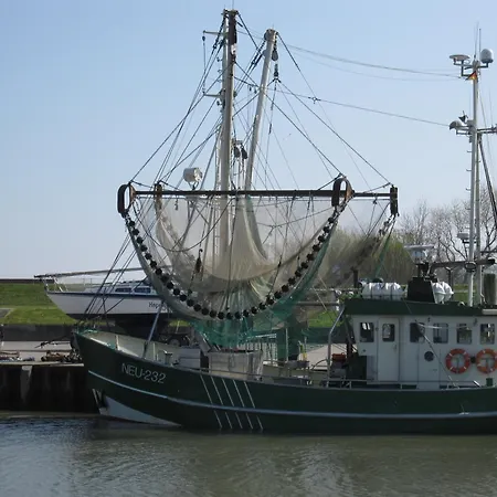 Aquantis Apart-hotel 3*