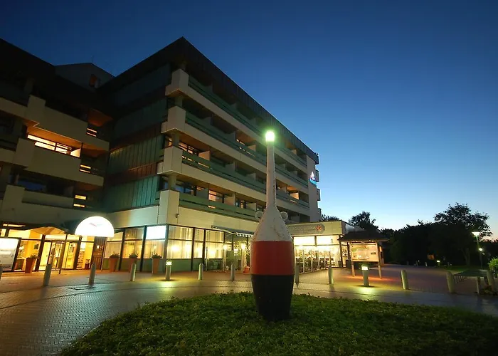 Aquantis מלון דירות