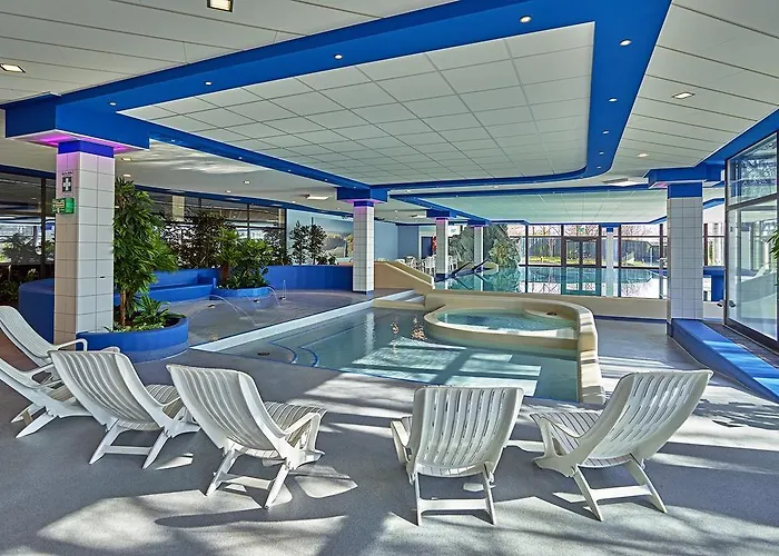 Aquantis מלון דירות