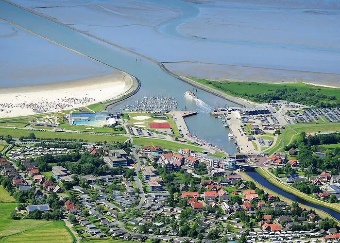 Aquantis מלון דירות